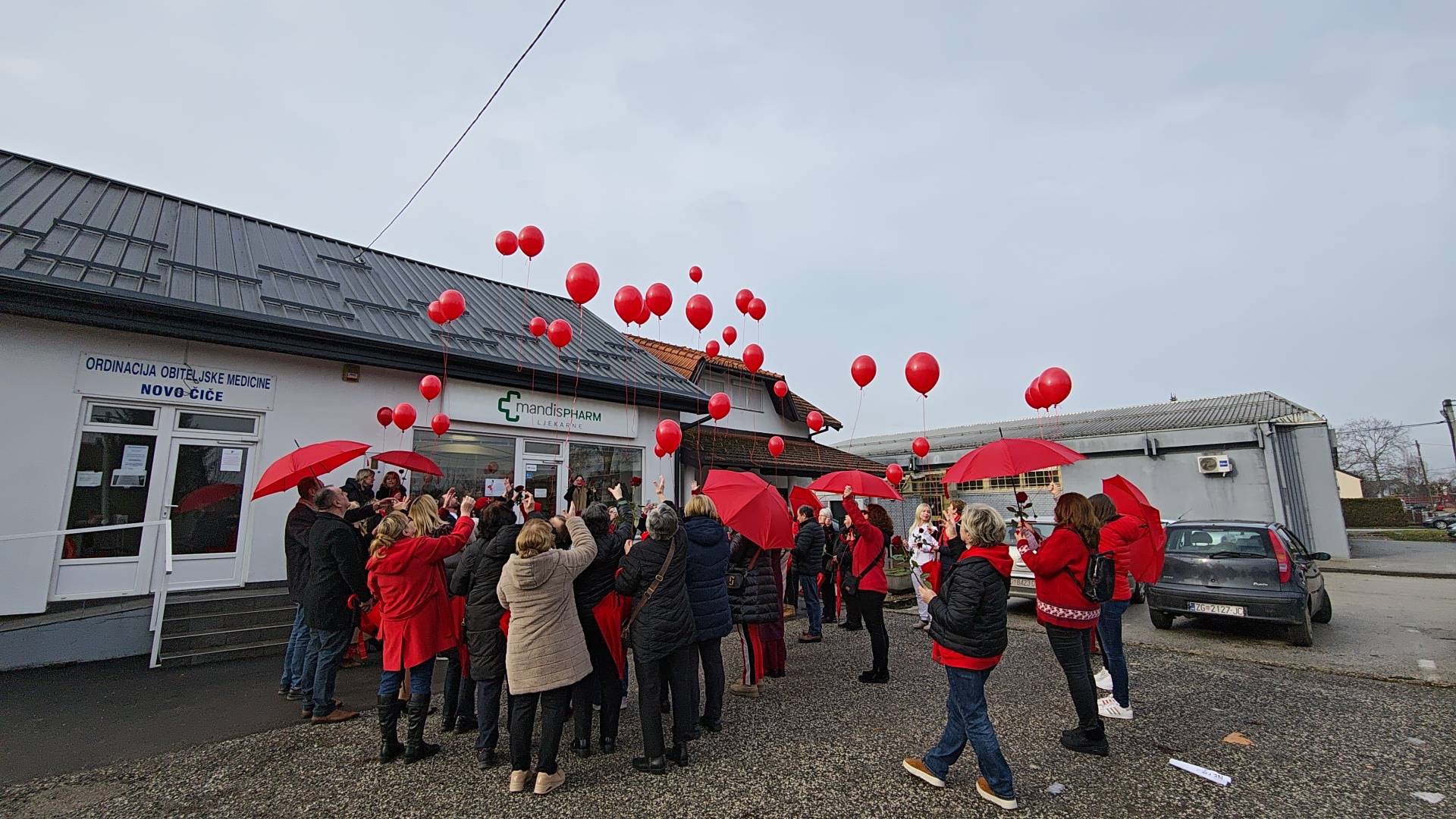 Novo Čiče u crvenom: poslana snažna poruka o prevenciji moždanog udara kod žena 4