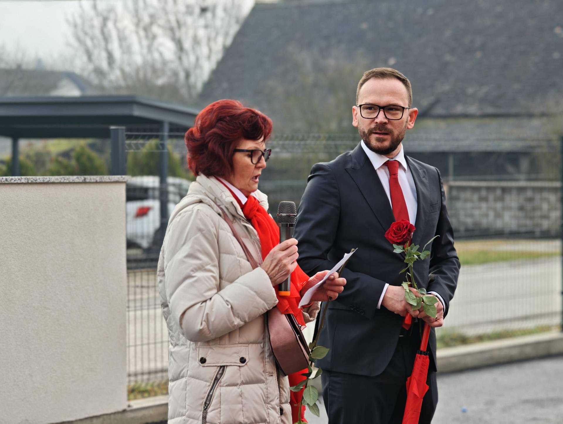 Novo Čiče u crvenom: poslana snažna poruka o prevenciji moždanog udara kod žena 12