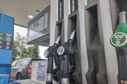 Očekuju se promjene na benzinskim crpkama: Poznate su neslužbene cijene goriva od utorka 1