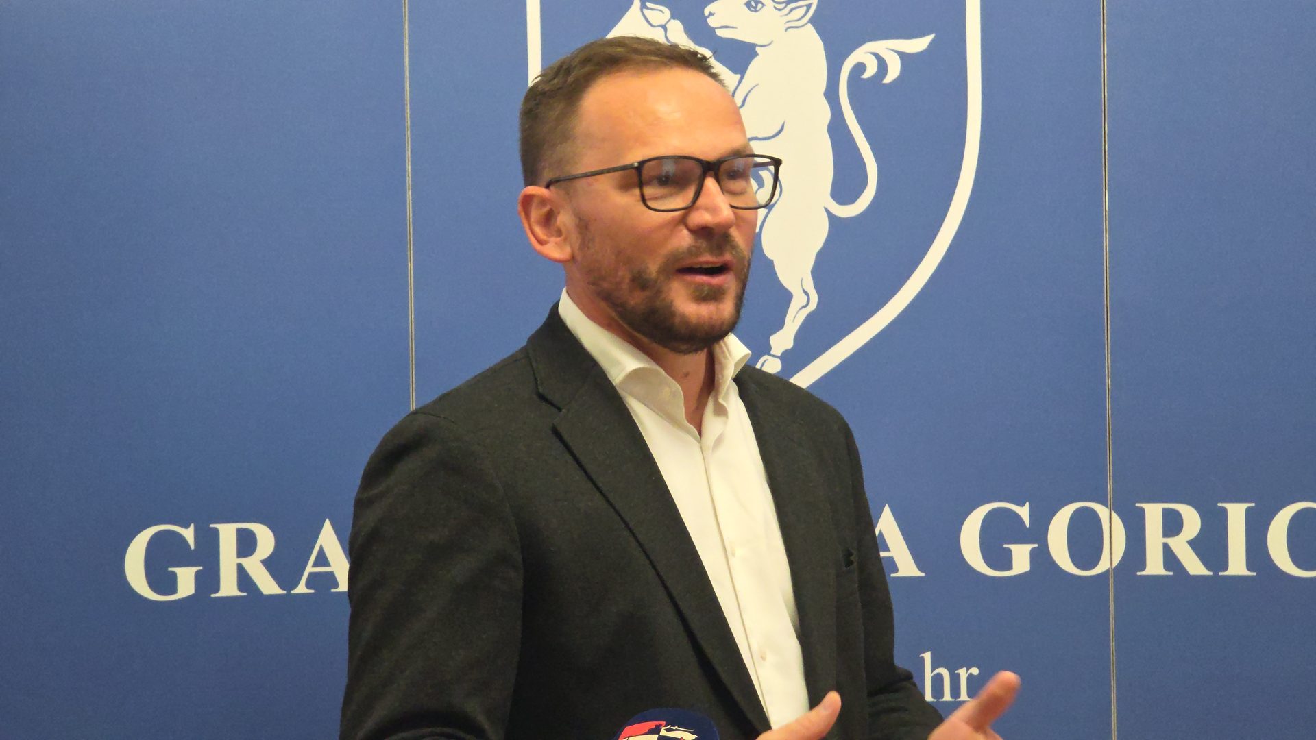 Zlatne djevojke iz Švedske: Gradonačelnik Ačkar upriličio svečani prijem za Ansambl Jane 2