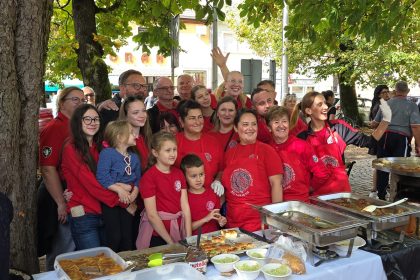 Jubilarno 25. izdanje Gastro Turopolja: Majstori iz DVD-a Vrbovo Posavsko skuhali najbolju kotlovinu 1
